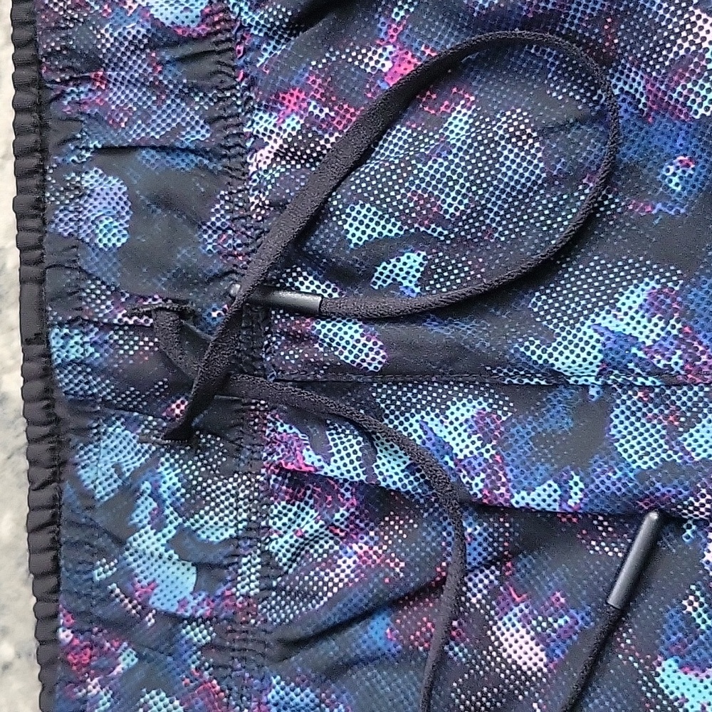 AVIA Athletic Shorts - Picture 3 of 8